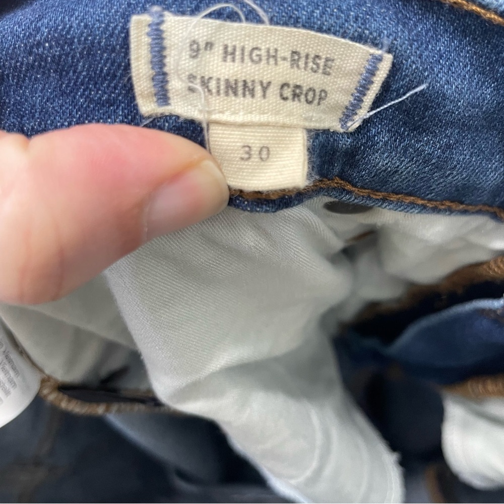 Madewell 9" Mid-Rise Skinny Crop Jeans in Delmar Wash: Eco Edition size 30 - Picture 12 of 13